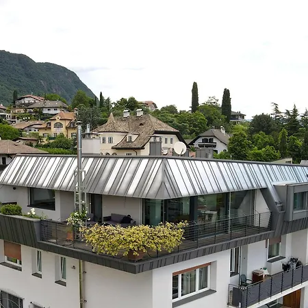 Apartment Das Penthouse Caldaro